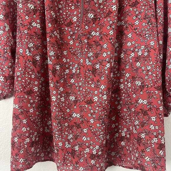 Max Studio Women's Plus Size 1X Crepe Peasant Boho Blouse Red Floral Print - Picture 8 of 12